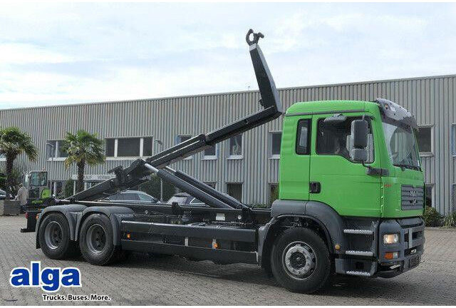 MAN 26.390 TGA BL 6x4, VDL S-21 6200, Klima, Luftfe. - شاحنة ذات خطاف: صورة 1 MAN 26.390 TGA BL 6x4, VDL S-21 6200, Klima, Luftfe. - شاحنة ذات خطاف: صورة 1