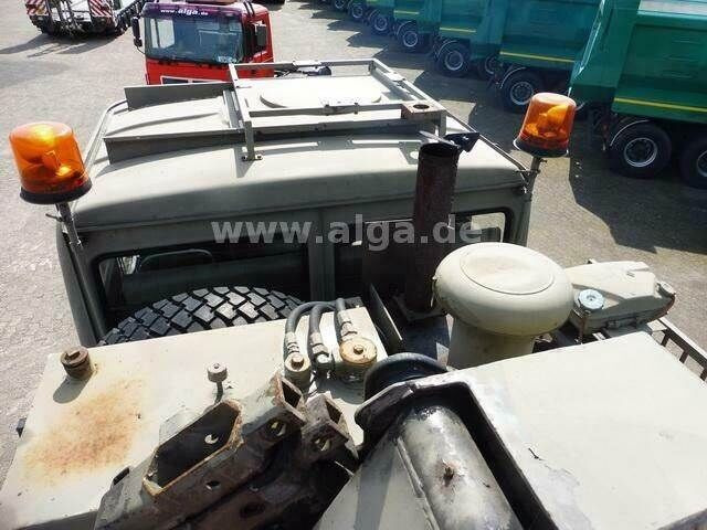 MAN Schwere Allrad 8x8 Zugmaschine, Spezial-Fahrzeug - وحدة جر: صورة 4 MAN Schwere Allrad 8x8 Zugmaschine, Spezial-Fahrzeug - وحدة جر: صورة 4