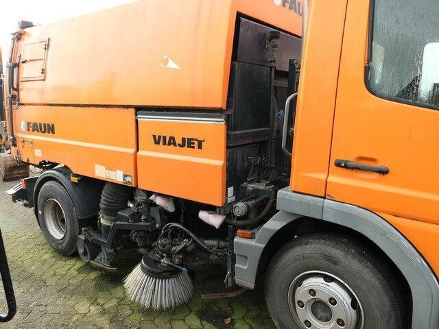 Mercedes-Benz 1018 Atego 4x2, Faun Viatec, Viajet 5R, Klima - سياره كنس شوارع: صورة 2 Mercedes-Benz 1018 Atego 4x2, Faun Viatec, Viajet 5R, Klima - سياره كنس شوارع: صورة 2