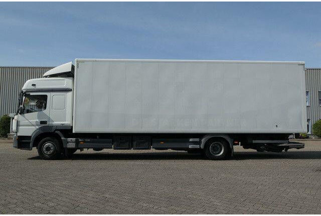 Mercedes-Benz 1224 L Atego 4x2, Möbel, LBW, Klima, Schlafliege - شاحنة مقفلة: صورة 5 Mercedes-Benz 1224 L Atego 4x2, Möbel, LBW, Klima, Schlafliege - شاحنة مقفلة: صورة 5
