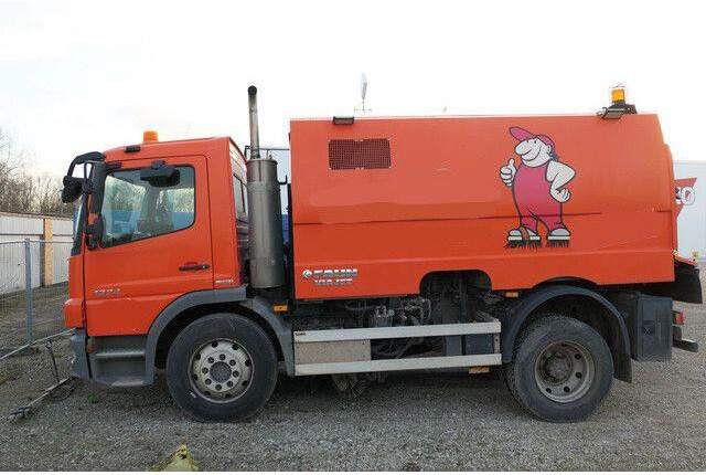 Mercedes-Benz 1323 L Atego 4x2, Faun Vaajet 6 R, Wassertank - سياره كنس شوارع: صورة 2 Mercedes-Benz 1323 L Atego 4x2, Faun Vaajet 6 R, Wassertank - سياره كنس شوارع: صورة 2