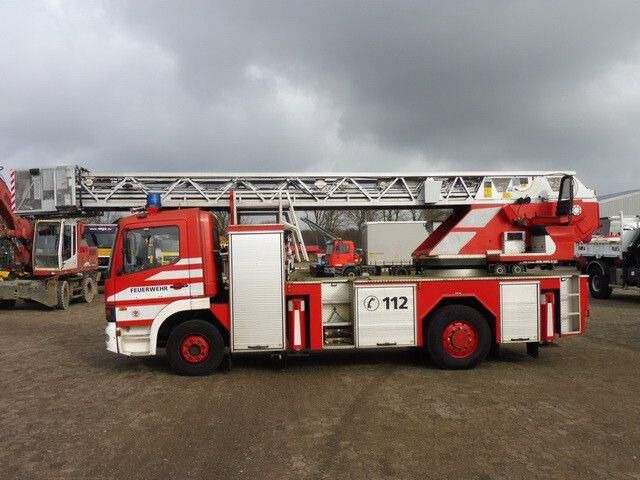 Mercedes-Benz 1528 ATEGO 4x2, Drehleiter DL23-12, Metz, 30m - سيارة إطفاء: صورة 2 Mercedes-Benz 1528 ATEGO 4x2, Drehleiter DL23-12, Metz, 30m - سيارة إطفاء: صورة 2