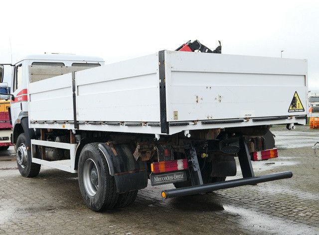 Mercedes-Benz 1824 AK 4x4, Allrad, AHK, Blattfederung, 168tkm - شاحنات مسطحة: صورة 3 Mercedes-Benz 1824 AK 4x4, Allrad, AHK, Blattfederung, 168tkm - شاحنات مسطحة: صورة 3