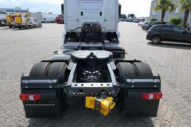 Mercedes-Benz 1836 LS Actros 4x2, ADR, Navi, Klima, 2.000km - وحدة جر: صورة 4 Mercedes-Benz 1836 LS Actros 4x2, ADR, Navi, Klima, 2.000km - وحدة جر: صورة 4