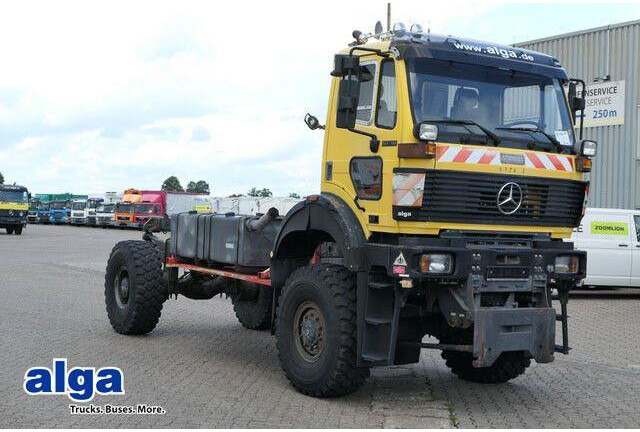 Mercedes-Benz 1838 AK 4x4, Allrad, Einzelbereifung, Wenig KM - شاحنة هيكل كابينة: صورة 1 Mercedes-Benz 1838 AK 4x4, Allrad, Einzelbereifung, Wenig KM - شاحنة هيكل كابينة: صورة 1
