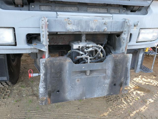 Mercedes-Benz 2035 AK Actros 4x4, Kehrmaschine Schmidt, Allrad - سياره كنس شوارع: صورة 5 Mercedes-Benz 2035 AK Actros 4x4, Kehrmaschine Schmidt, Allrad - سياره كنس شوارع: صورة 5