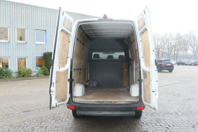 Mercedes-Benz 213 CDI Sprinter 4x2, Klima, 3. Sitz, Holzausbau - فان المدمجة: صورة 5 Mercedes-Benz 213 CDI Sprinter 4x2, Klima, 3. Sitz, Holzausbau - فان المدمجة: صورة 5