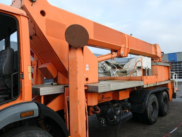 Mercedes-Benz, 2429 6X4, Ruthmann MT 325, 27,4 m - منصة تلسكوبية محمولة على شاحنة: صورة 4 Mercedes-Benz, 2429 6X4, Ruthmann MT 325, 27,4 m - منصة تلسكوبية محمولة على شاحنة: صورة 4