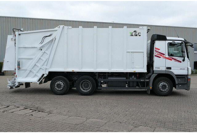 Mercedes-Benz 2532 L Actros 6x2, Medium X2EC23, Zöller 321 - شاحنة النفايات: صورة 2 Mercedes-Benz 2532 L Actros 6x2, Medium X2EC23, Zöller 321 - شاحنة النفايات: صورة 2