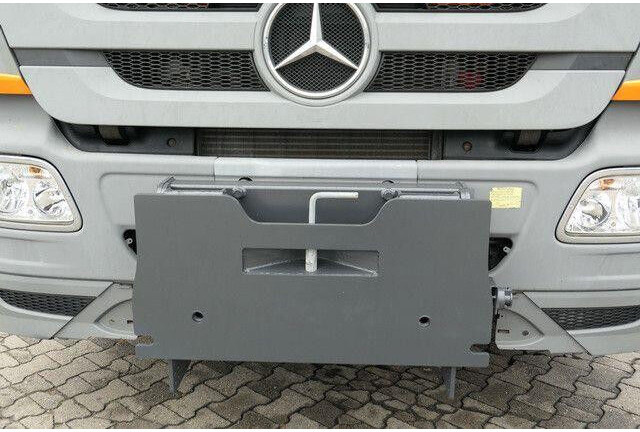Mercedes-Benz 2532 L Actros 6x2, Salzstreuer, Winterdienst - آلات البناء: صورة 5 Mercedes-Benz 2532 L Actros 6x2, Salzstreuer, Winterdienst - آلات البناء: صورة 5