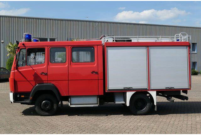 Mercedes-Benz 814 F/Feuerwehr/Pumpe/9 Sitze - سيارة إطفاء: صورة 2 Mercedes-Benz 814 F/Feuerwehr/Pumpe/9 Sitze - سيارة إطفاء: صورة 2