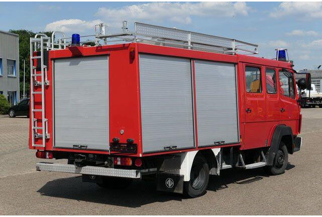 Mercedes-Benz 814 F/Feuerwehr/Pumpe/9 Sitze - سيارة إطفاء: صورة 4 Mercedes-Benz 814 F/Feuerwehr/Pumpe/9 Sitze - سيارة إطفاء: صورة 4