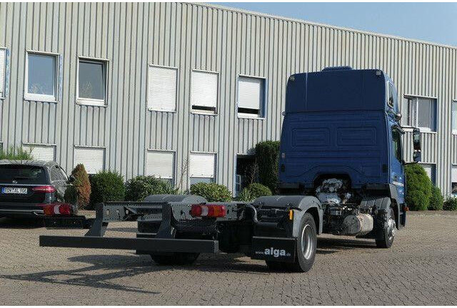 Mercedes-Benz 918 L Atego 4x2, Schlafliege, Klima,Nebenantrieb - شاحنة هيكل كابينة: صورة 3 Mercedes-Benz 918 L Atego 4x2, Schlafliege, Klima,Nebenantrieb - شاحنة هيكل كابينة: صورة 3