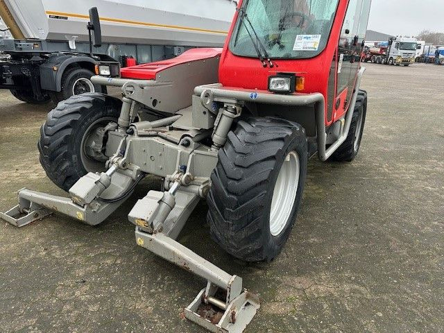 Merlo P 40.17, Palettengabel, 16,7m., 3.700kg - رافعة تلسكوبية: صورة 4 Merlo P 40.17, Palettengabel, 16,7m., 3.700kg - رافعة تلسكوبية: صورة 4