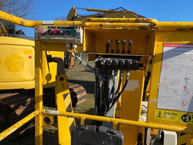 Niftylift 120 TE, Arbeitshöhe 12.2m, Korb, Batterie - منصة العمل الجوية مقطورة: صورة 3 Niftylift 120 TE, Arbeitshöhe 12.2m, Korb, Batterie - منصة العمل الجوية مقطورة: صورة 3