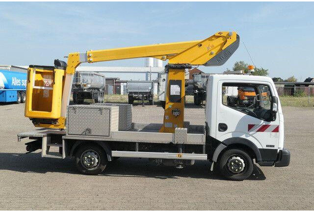 Nissan 32.12 4x2, 11m Arbeitshöhe, Klima,3. Sitz - منصة تلسكوبية محمولة على شاحنة: صورة 2 Nissan 32.12 4x2, 11m Arbeitshöhe, Klima,3. Sitz - منصة تلسكوبية محمولة على شاحنة: صورة 2