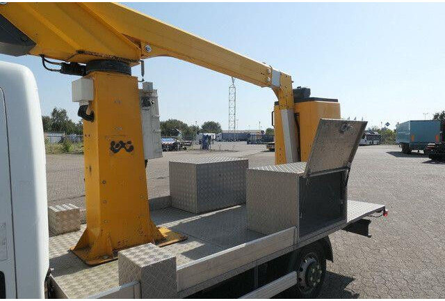 Nissan 32.12 4x2, 11m Arbeitshöhe, Klima,3. Sitz - منصة تلسكوبية محمولة على شاحنة: صورة 5 Nissan 32.12 4x2, 11m Arbeitshöhe, Klima,3. Sitz - منصة تلسكوبية محمولة على شاحنة: صورة 5