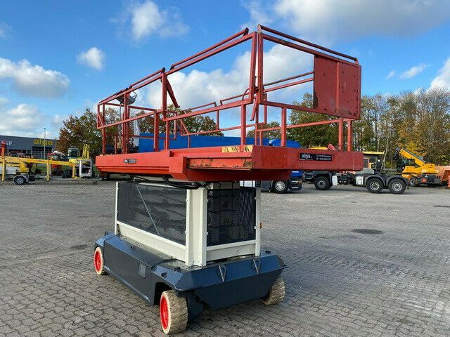 PB S151-16E/15 m. Arbeitshöhe - رافعة هيدروليكية مقصية: صورة 3 PB S151-16E/15 m. Arbeitshöhe - رافعة هيدروليكية مقصية: صورة 3