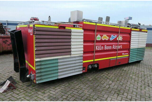 ROSENBAUER ROSENBAUER/Feuerwehr/Wasserwerfer - سيارة إطفاء: صورة 5 ROSENBAUER ROSENBAUER/Feuerwehr/Wasserwerfer - سيارة إطفاء: صورة 5