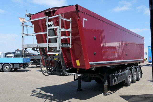 Schmitz Cargobull SKI 24 SL 9.6/Kombitüren/51 cbm./Wassertank - قلابة نصف مقطورة نصف مقطورة قلابة: صورة 3 Schmitz Cargobull SKI 24 SL 9.6/Kombitüren/51 cbm./Wassertank - قلابة نصف مقطورة نصف مقطورة قلابة: صورة 3