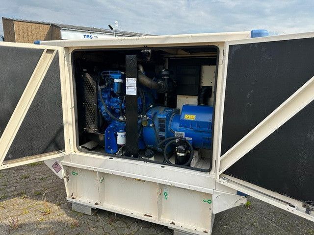 Wacker Wilson P33-2, 33kVA, Perkins, Stromgenerator - مجموعة المولدات: صورة 5 Wacker Wilson P33-2, 33kVA, Perkins, Stromgenerator - مجموعة المولدات: صورة 5