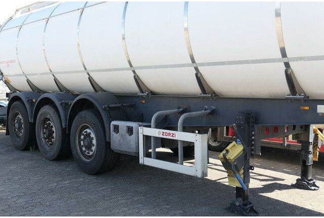 ZORZI 38 S ET, Isoliert, 32m³, 4 Kammern, BPW - نصف مقطورة صهريج: صورة 2 ZORZI 38 S ET, Isoliert, 32m³, 4 Kammern, BPW - نصف مقطورة صهريج: صورة 2