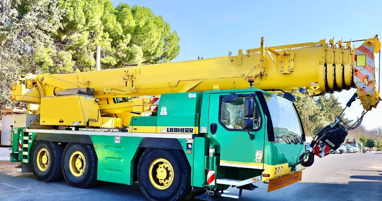Liebherr LTM 1055 3.2 - موبايل كرين: صورة 1 Liebherr LTM 1055 3.2 - موبايل كرين: صورة 1