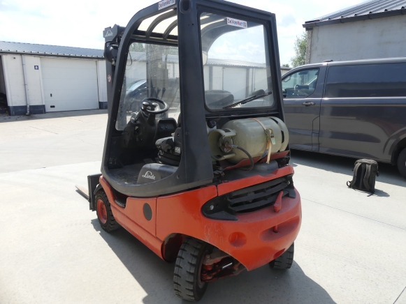 Chariot élévateur Linde H16T-03 - رافعة شوكية تعمل بالغاز: صورة 5 Chariot élévateur Linde H16T-03 - رافعة شوكية تعمل بالغاز: صورة 5