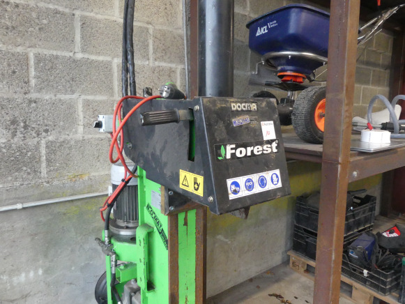 Fendeuse Docma SF170 Rapid 220 + PTO - آليات: صورة 3 Fendeuse Docma SF170 Rapid 220 + PTO - آليات: صورة 3