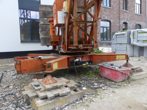 Grue à montage rapide Arcomet T24 - رافعة ذاتية التركيب: صورة 4 Grue à montage rapide Arcomet T24 - رافعة ذاتية التركيب: صورة 4