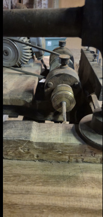 Mortaiseuse à mèche CH DEBELDER – machine ancienne motorisée, robuste - آلة النجارة: صورة 5 Mortaiseuse à mèche CH DEBELDER – machine ancienne motorisée, robuste - آلة النجارة: صورة 5