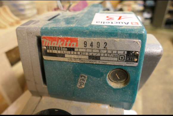 Ponceuse à bande Makita 9402 - آلة النجارة: صورة 3 Ponceuse à bande Makita 9402 - آلة النجارة: صورة 3