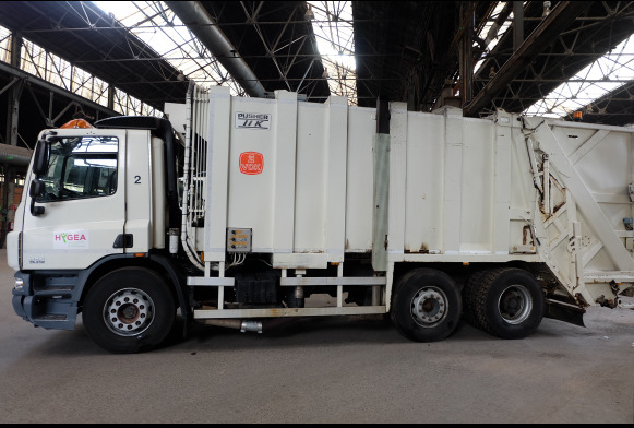 REF : 2 -Camion Poubelle DAF AG75 - شاحنة النفايات: صورة 2 REF : 2 -Camion Poubelle DAF AG75 - شاحنة النفايات: صورة 2