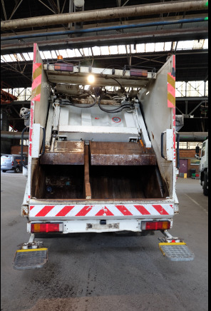 REF : 2 -Camion Poubelle DAF AG75 - شاحنة النفايات: صورة 4 REF : 2 -Camion Poubelle DAF AG75 - شاحنة النفايات: صورة 4