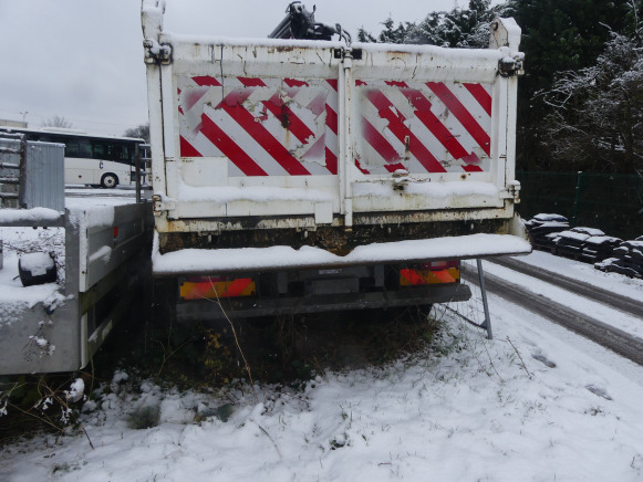 REF:Imat : PLI988 - Camion benne + grue auxiliaire Volvo FLE6E 19.0 (2004-216.733 km) - شاحنة قلاب, شاحنة كرين: صورة 5 REF:Imat : PLI988 - Camion benne + grue auxiliaire Volvo FLE6E 19.0 (2004-216.733 km) - شاحنة قلاب, شاحنة كرين: صورة 5