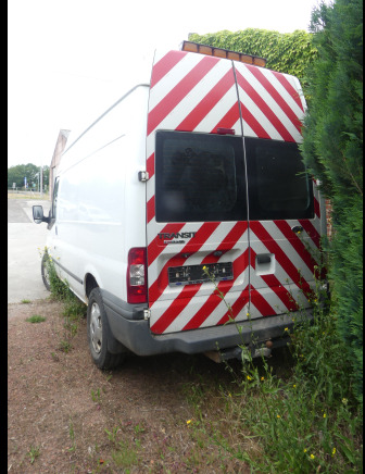 REF:immatriculée sous : 1-BRU-301 - Camionnette Ford Transit - فان: صورة 5 REF:immatriculée sous : 1-BRU-301 - Camionnette Ford Transit - فان: صورة 5