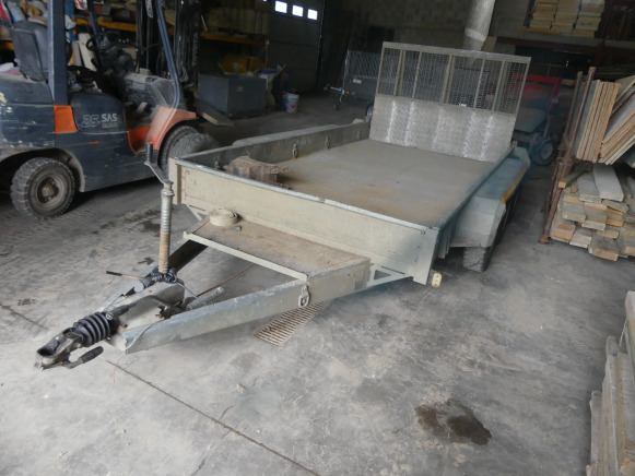 Remorque porte engin triple essieu Nugent Trailers PT126TRI - مقطورة لنقل المعدات: صورة 1 Remorque porte engin triple essieu Nugent Trailers PT126TRI - مقطورة لنقل المعدات: صورة 1