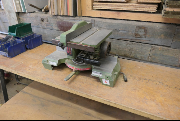 Scie à onglet Omga - آلة النجارة: صورة 1 Scie à onglet Omga - آلة النجارة: صورة 1