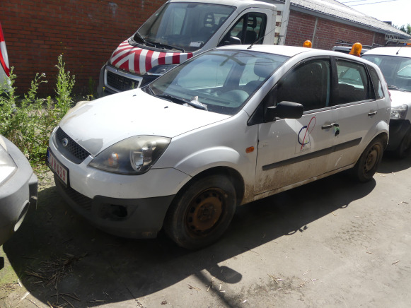 Voiture Ford FIESTA - سيارة: صورة 1 Voiture Ford FIESTA - سيارة: صورة 1