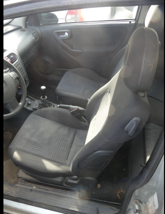 Voiture Opel Corsa - سيارة: صورة 4 Voiture Opel Corsa - سيارة: صورة 4