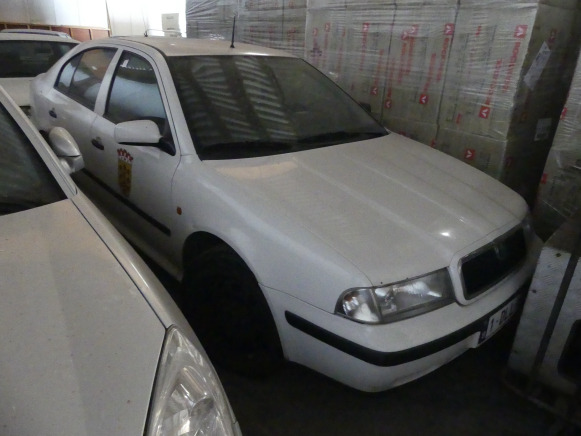 Voiture Skoda Octavia GLX - سيارة: صورة 1 Voiture Skoda Octavia GLX - سيارة: صورة 1
