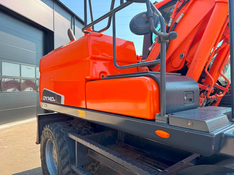 Doosan DX140-3 6000 uur ! NL Machine - حفارة دولاب: صورة 5 Doosan DX140-3 6000 uur ! NL Machine - حفارة دولاب: صورة 5