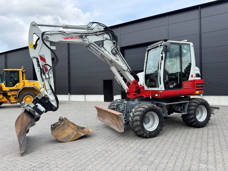 Takeuchi TB295W BJ 2021 3500 uur Compacttilt Draaikantelstuk met Gripper ! - حفارة دولاب: صورة 2 Takeuchi TB295W BJ 2021 3500 uur Compacttilt Draaikantelstuk met Gripper ! - حفارة دولاب: صورة 2