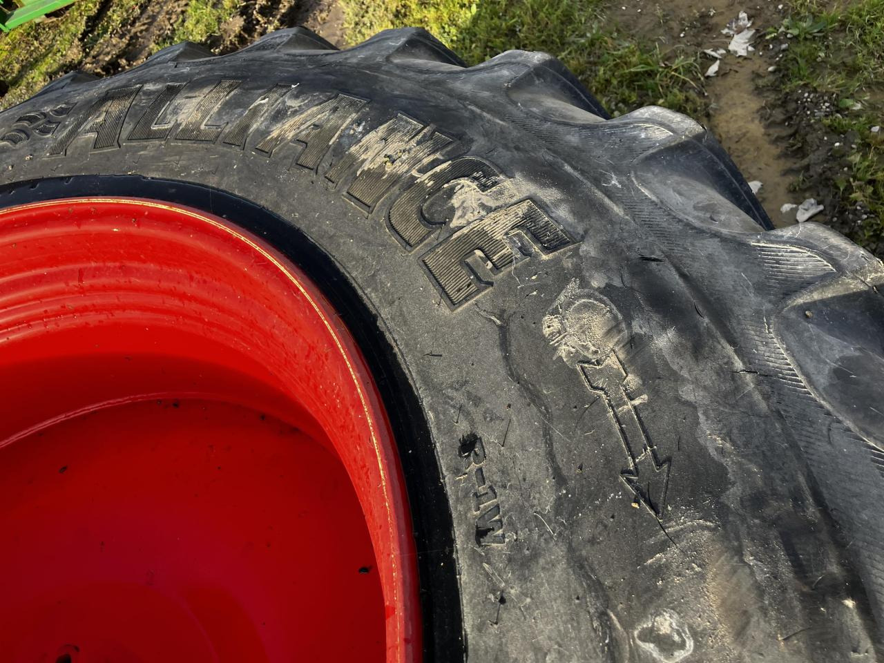 Alliance 520/85R46 VF - إطارات - الآلات الزراعية: صورة 3 Alliance 520/85R46 VF - إطارات - الآلات الزراعية: صورة 3