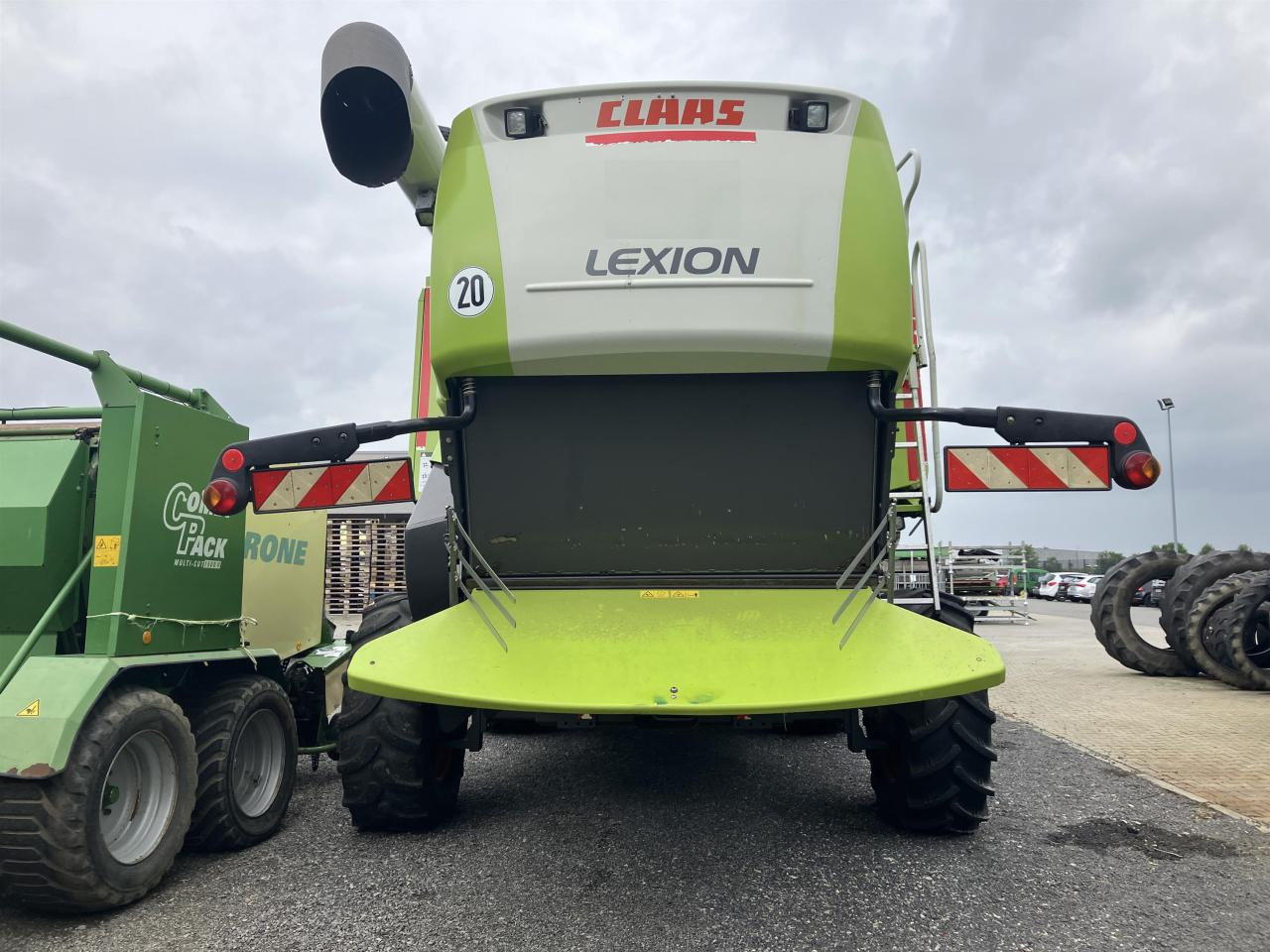 CLAAS Lexion 550 - حصادة موحَّدة: صورة 3 CLAAS Lexion 550 - حصادة موحَّدة: صورة 3