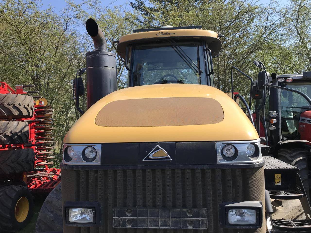Challenger MT865E - جرَّار مجنزر: صورة 4 Challenger MT865E - جرَّار مجنزر: صورة 4