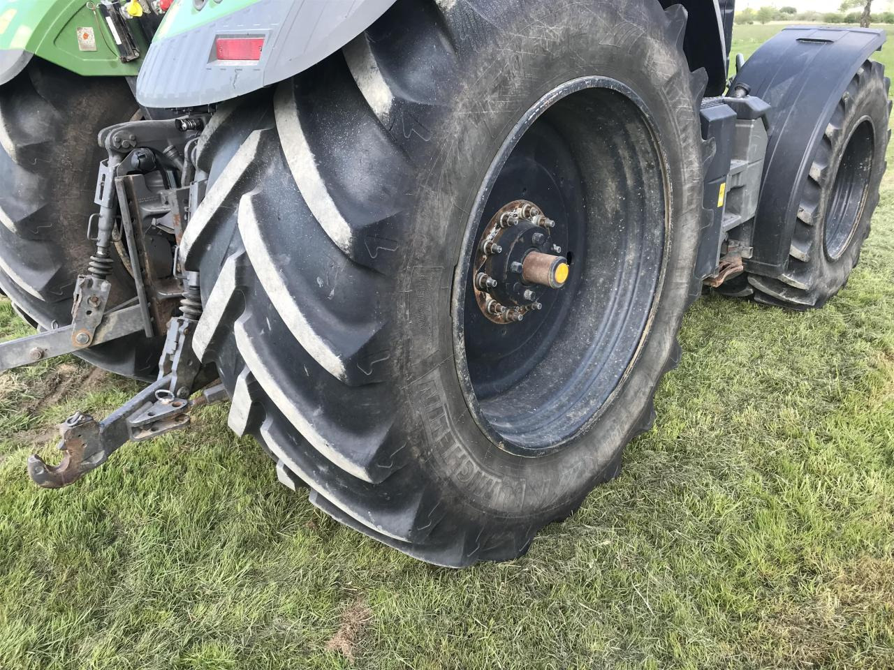 جرار Fendt 724 Vario Profi Plus: صورة 14