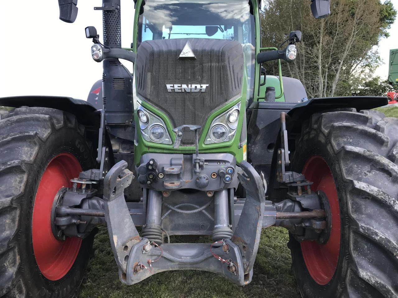 Fendt 724 Vario - جرار: صورة 4 Fendt 724 Vario - جرار: صورة 4