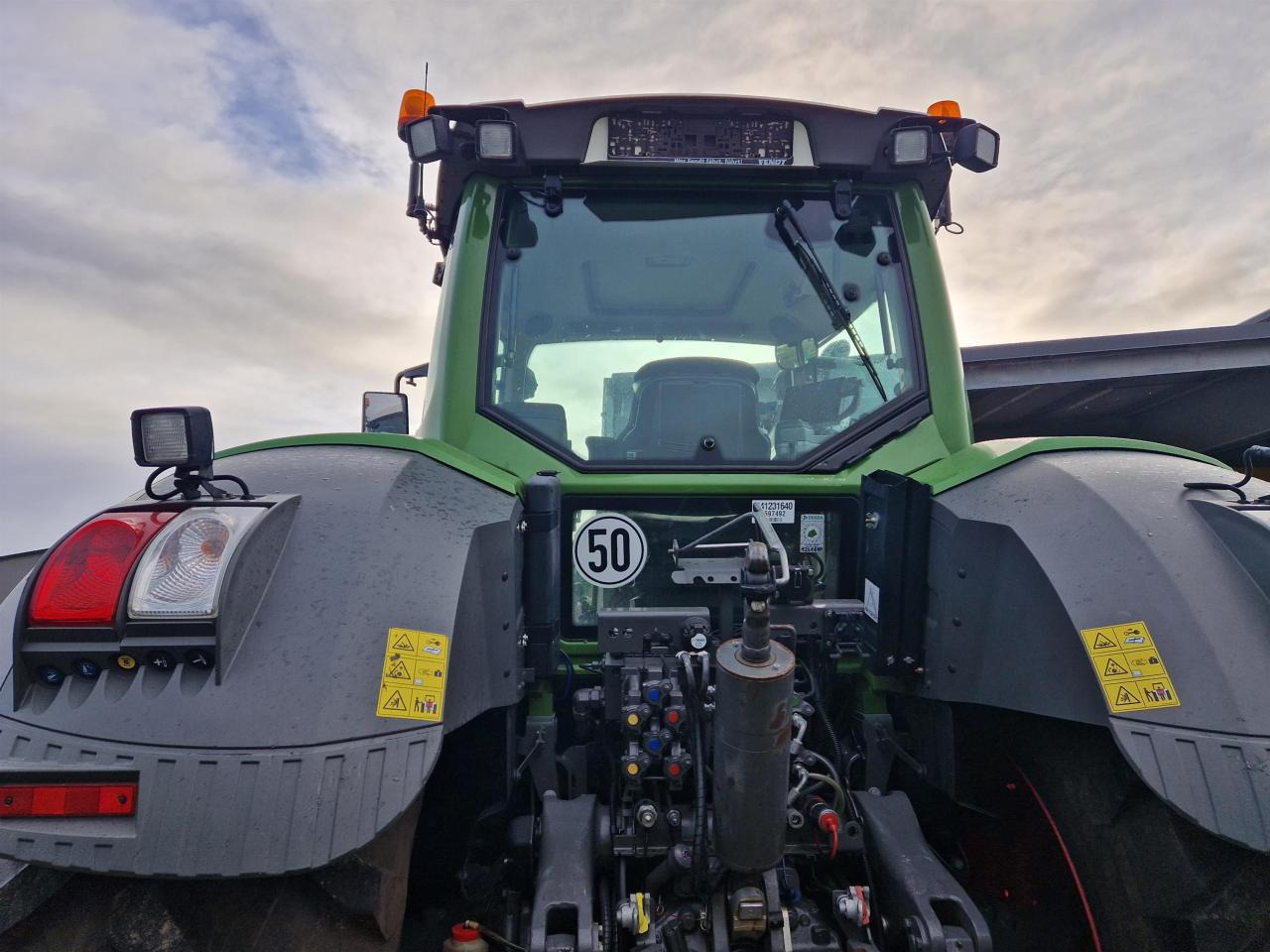 Fendt 826 Vario S4 Profi Plus - جرار: صورة 4 Fendt 826 Vario S4 Profi Plus - جرار: صورة 4