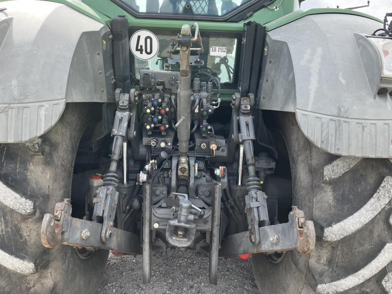 Fendt 828 Vario Profi Plus - جرار: صورة 5 Fendt 828 Vario Profi Plus - جرار: صورة 5